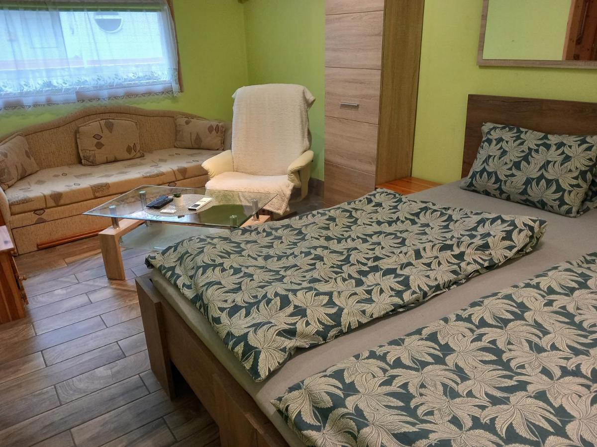ナジカニジャLaura Apartmanアパートメント エクステリア 写真